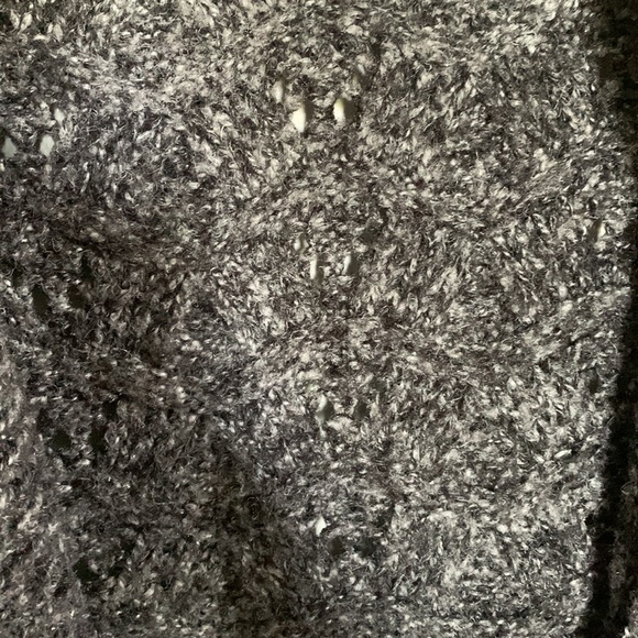 Camber and Grace cardigan - Picture 5 of 7